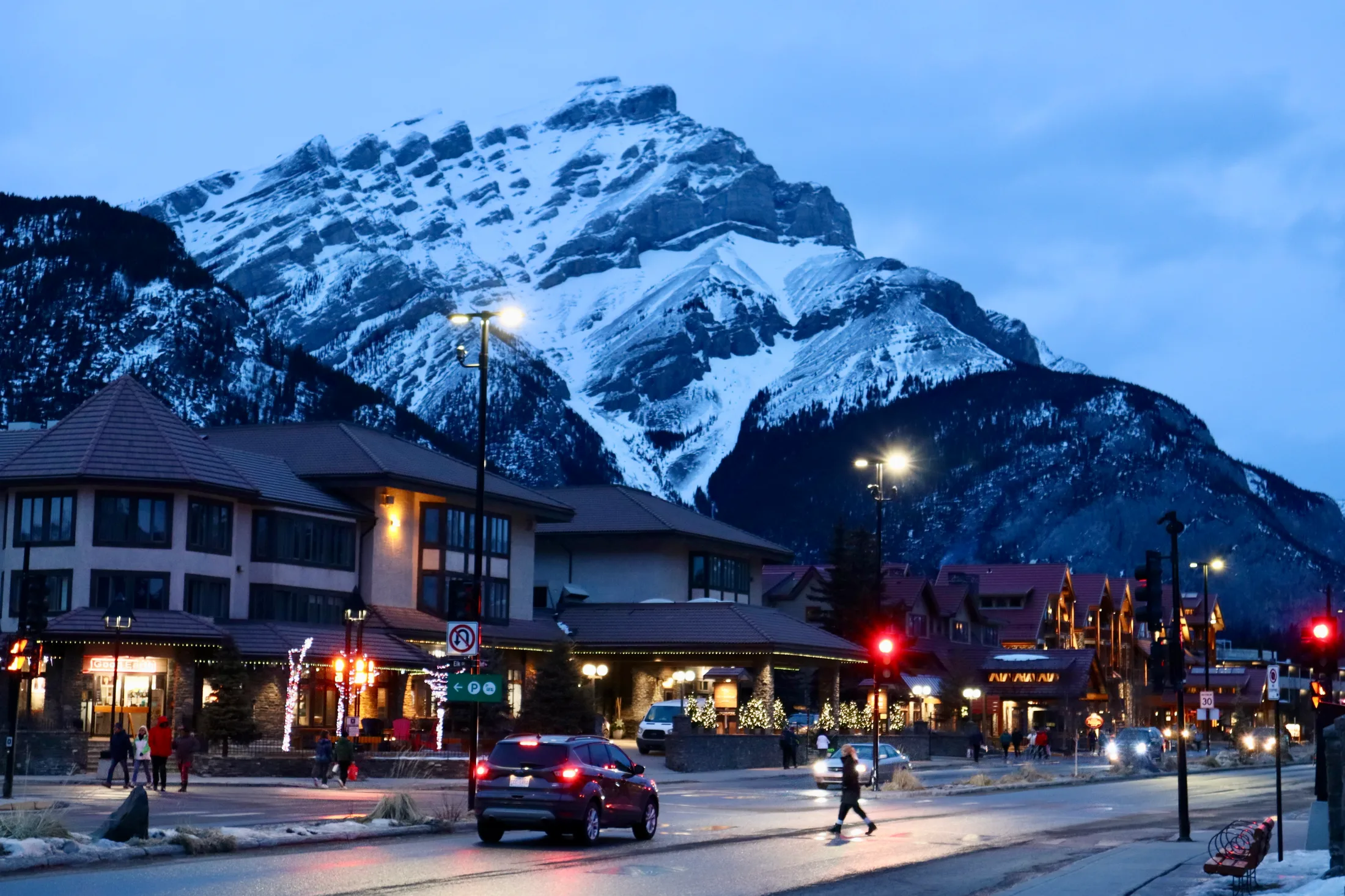 Cascase Mountain from Banff Avenue